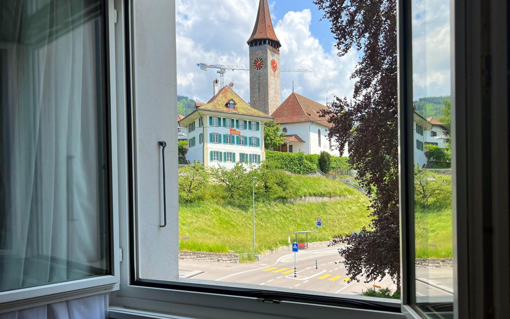 Hotel Restaurant Bellevue Au Lac Thun Quarto foto